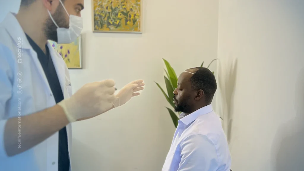Greffe de Cheveux Afro Homme
